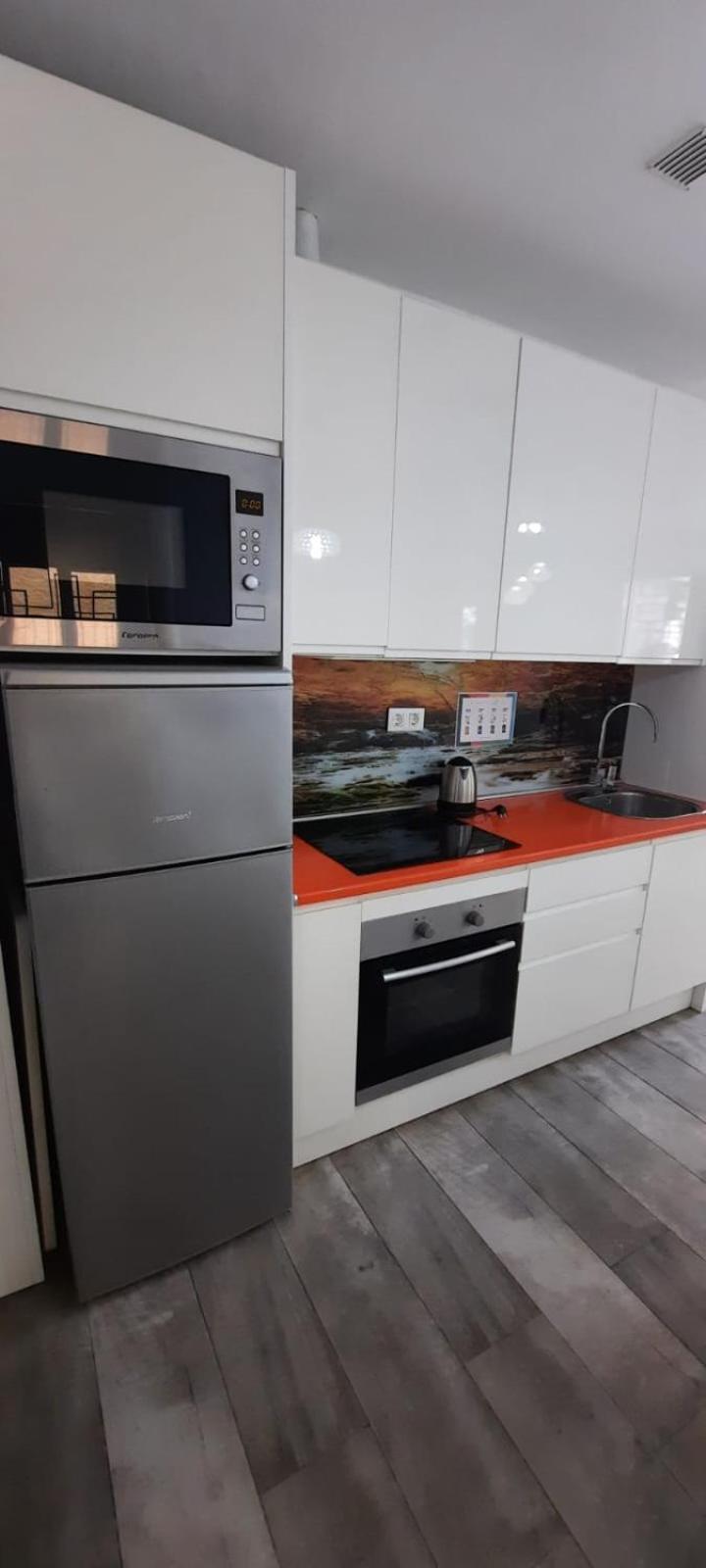 Апартаменты Carihuela Los Nidos Sun&Beach Торремолинос Экстерьер фото